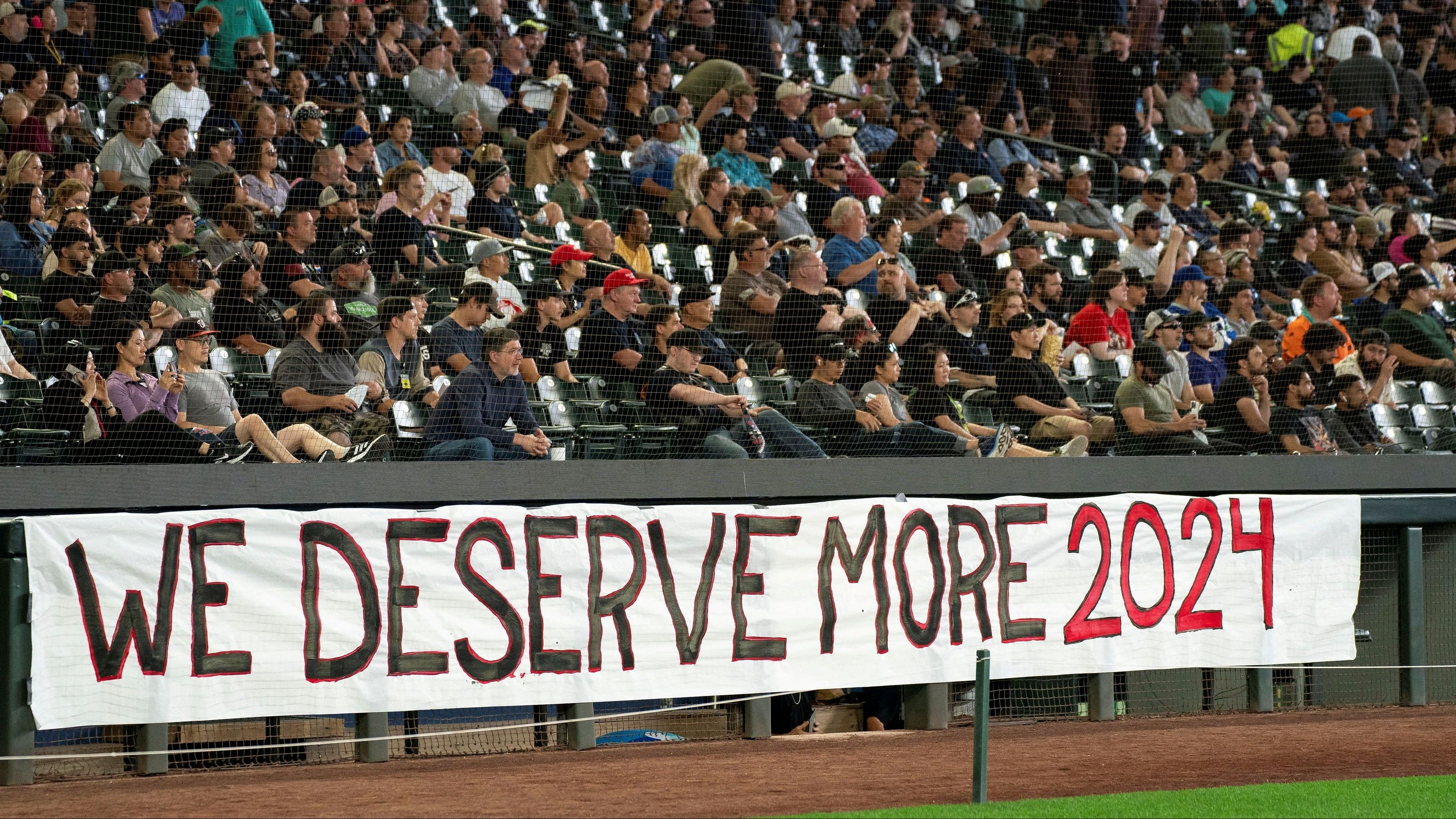 <div class="paragraphs"><p>Boeing's Washington state factory workers attend a rally in Seattle.</p></div>