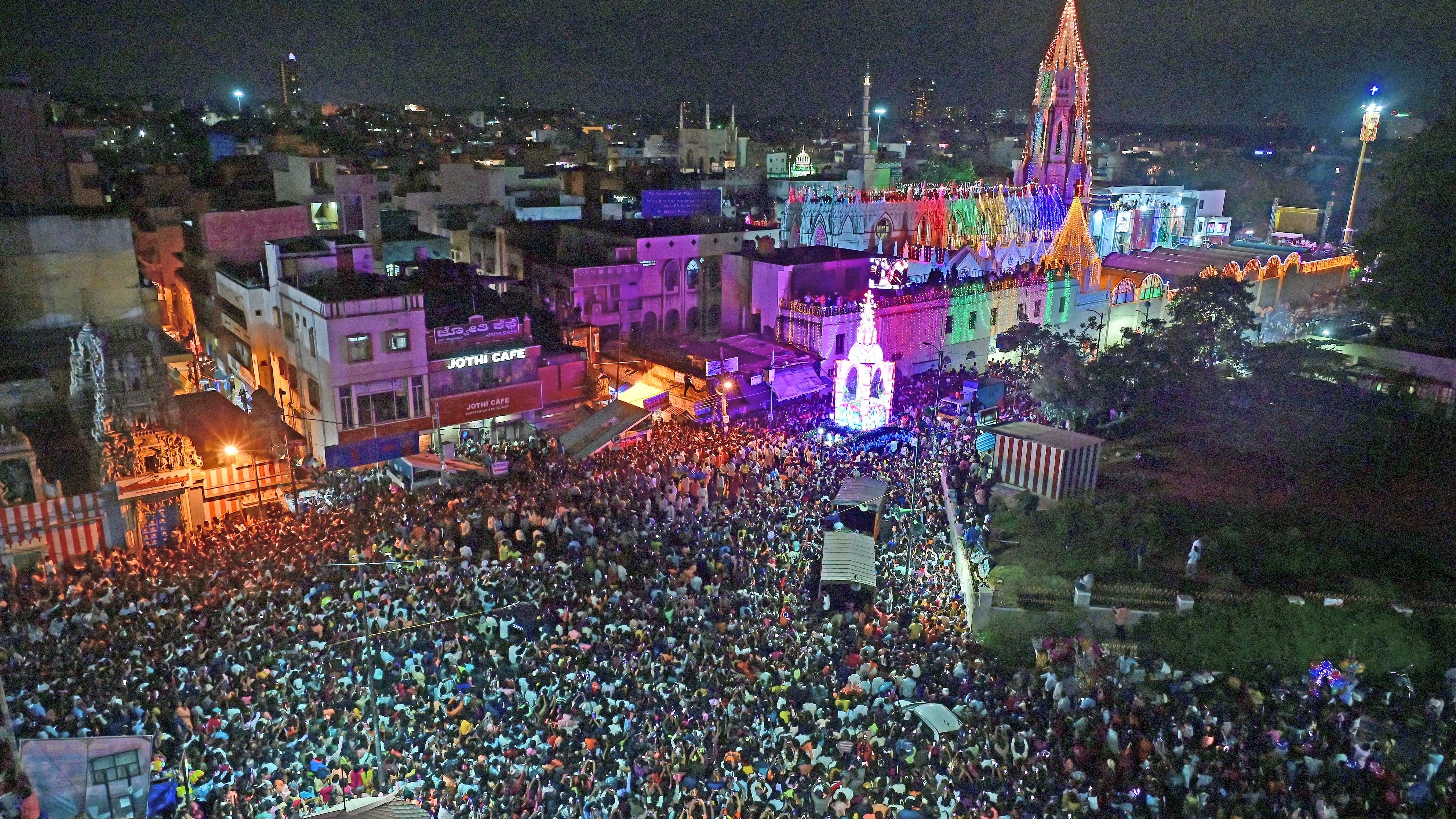 <div class="paragraphs"><p>Thousands take part in the the chariot procession of Blessed Mother Mary at St Mary's Basilica in Shivajinagar on Sunday. </p></div>