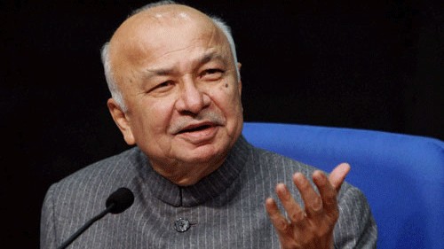 <div class="paragraphs"><p>Former Home Minister Sushil Kumar Shinde. </p></div>