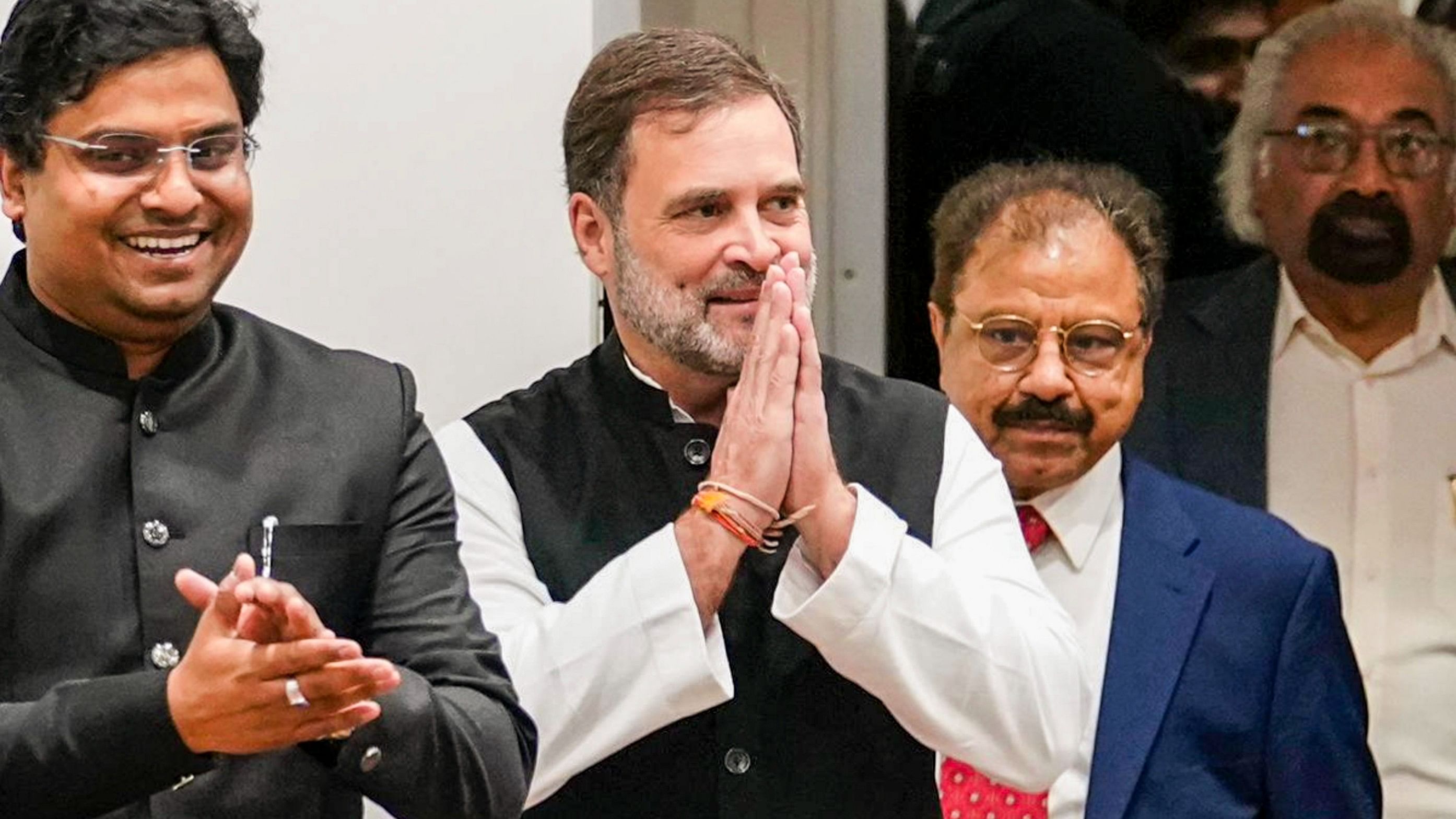 <div class="paragraphs"><p>LoP in Lok Sabha and Congress MP Rahul Gandhi arrives for an interaction with students at the University of Texas.&nbsp;</p></div>