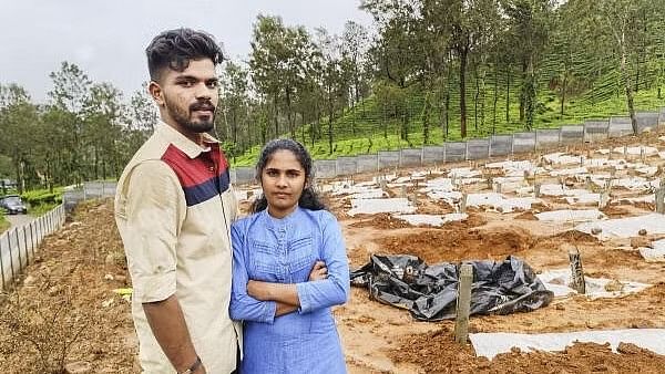 <div class="paragraphs"><p>Shruti and Jason at the Wayanad site</p></div>