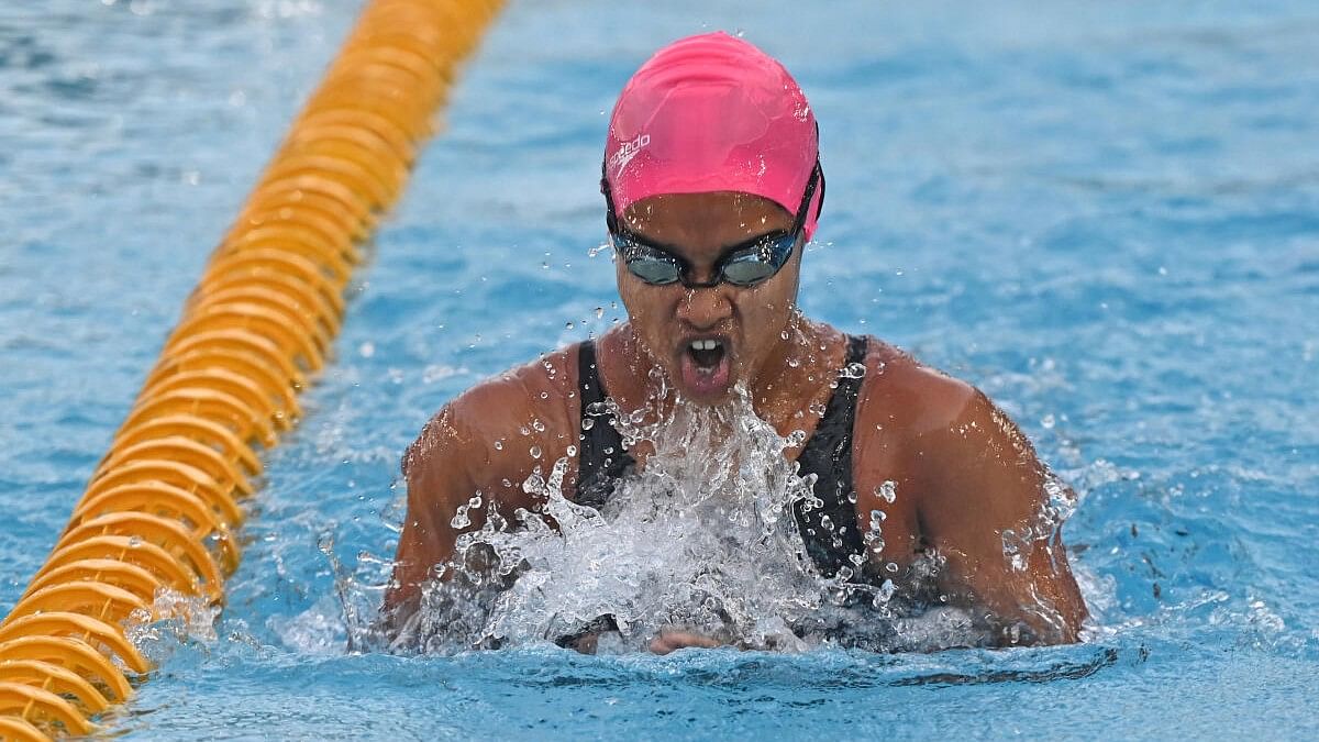 <div class="paragraphs"><p>Tanya Shadakshari wongold in women's 200m breaststroke event,</p></div>