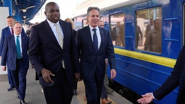 <div class="paragraphs"><p>US Secretary of State Antony Blinken and British Foreign Secretary David Lammy arrive at the train station in Kyiv, Ukraine, Wednesday, September 11, 2024. </p></div>