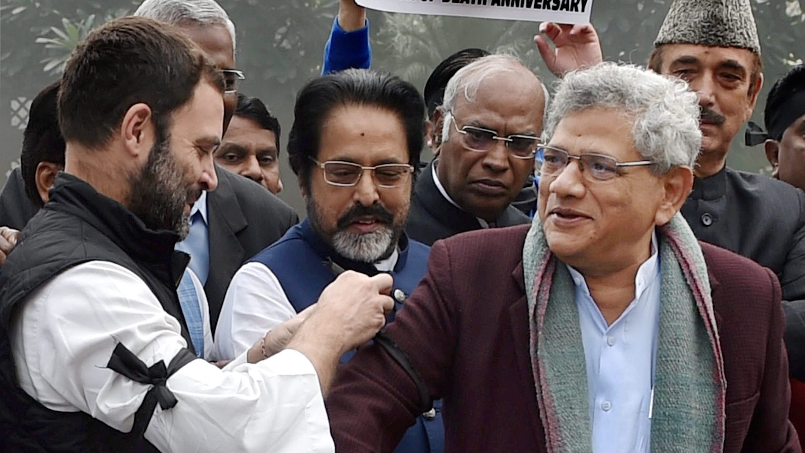 <div class="paragraphs"><p> Congress leader Rahul Gandhi with Sitaram Yechuri </p></div>