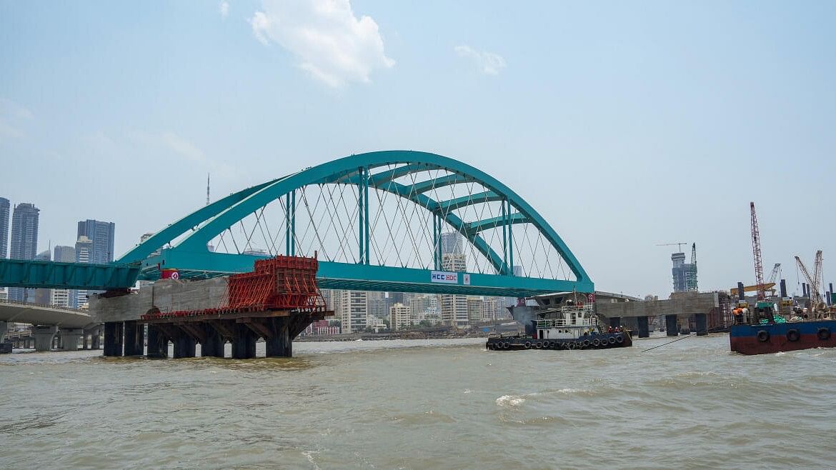 <div class="paragraphs"><p>The 2000-metric-ton arch bridge that now connects the Mumbai coastal road with the Bandra Worli sea link.</p></div>