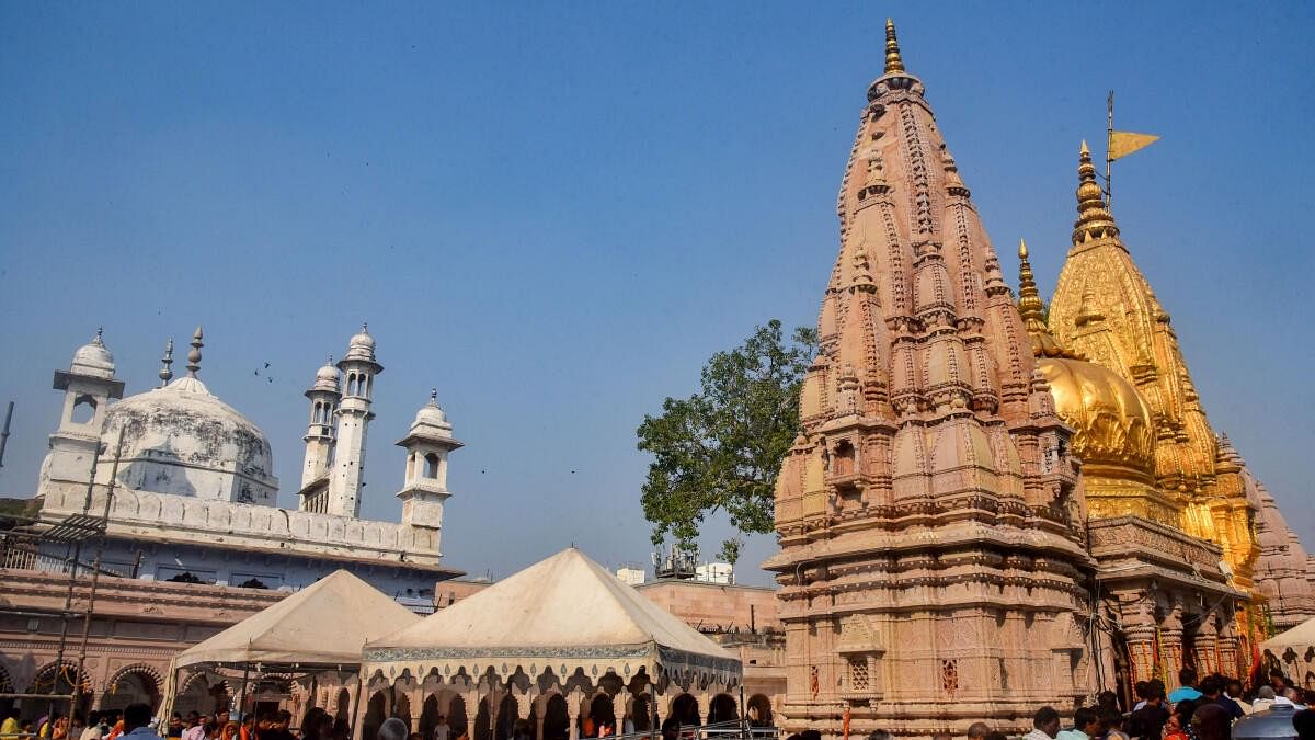 <div class="paragraphs"><p>The Gyanvapi Mosque complex as seen from the Kashi Vishwanath Temple.</p></div>