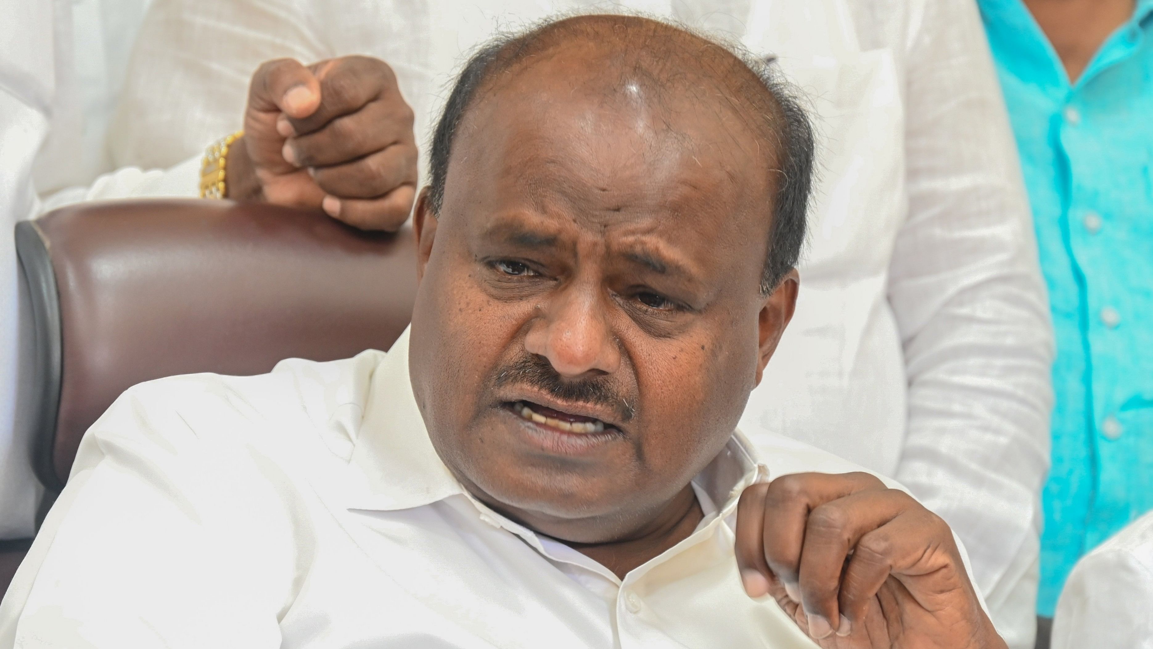 <div class="paragraphs"><p>H D Kumaraswamy</p></div>