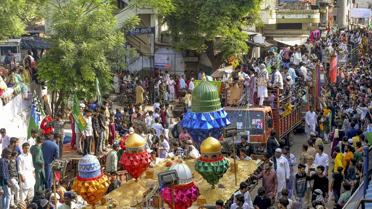 <div class="paragraphs"><p>Representative image of a procession during Milad-un-Nabi.</p></div>