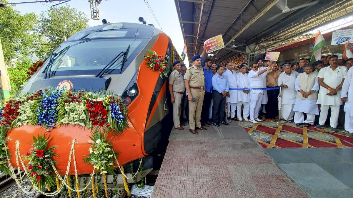 <div class="paragraphs"><p>The Namo Bharat Rapid Rail was flagged off virtually by Prime Minister Narendra Modi.</p></div>