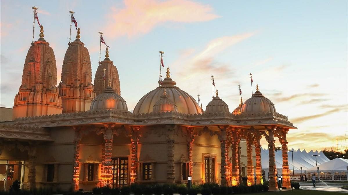 <div class="paragraphs"><p>The BAPS Swaminarayan Temple in Melville, New York.</p></div>