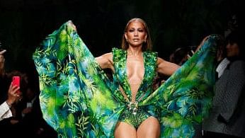 <div class="paragraphs"><p>Jennifer Lopez</p></div>