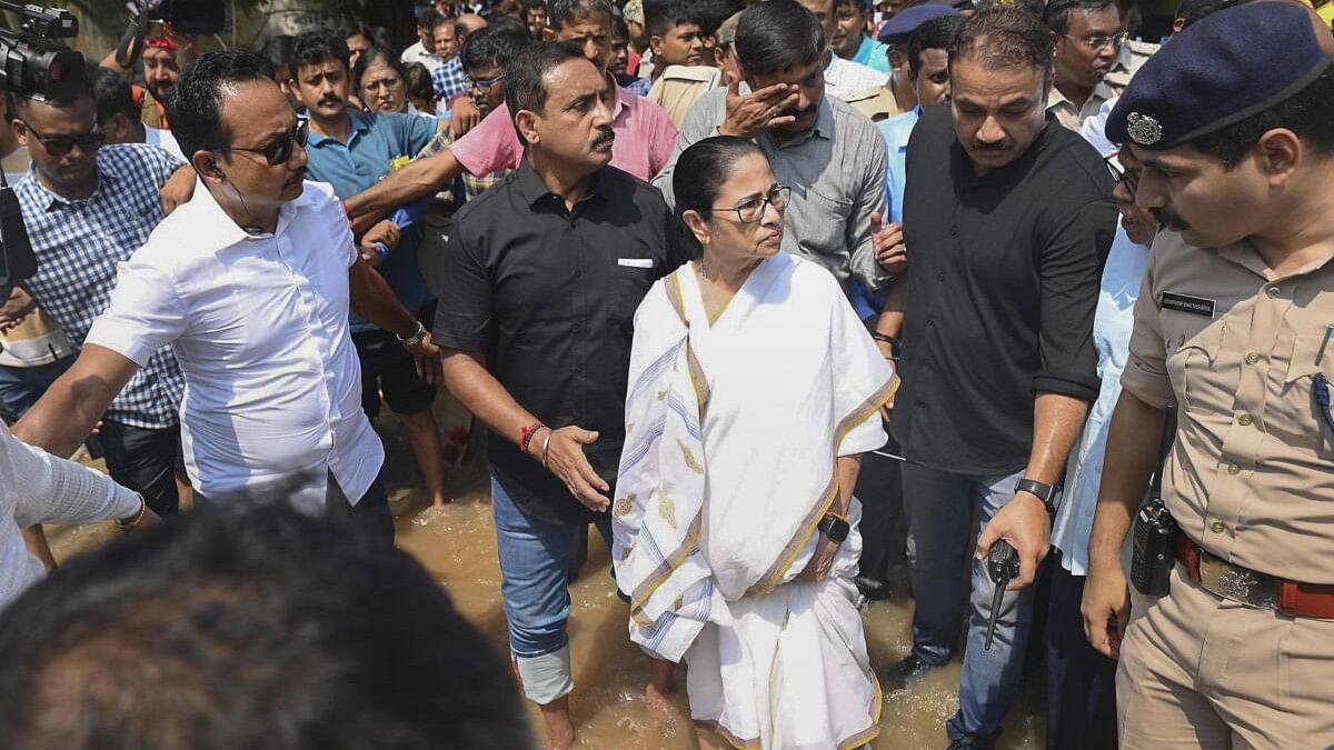 <div class="paragraphs"><p>West Bengal Chief Minister Mamata Banerjee during a visit to the flood affected regions of Panskura.</p></div>