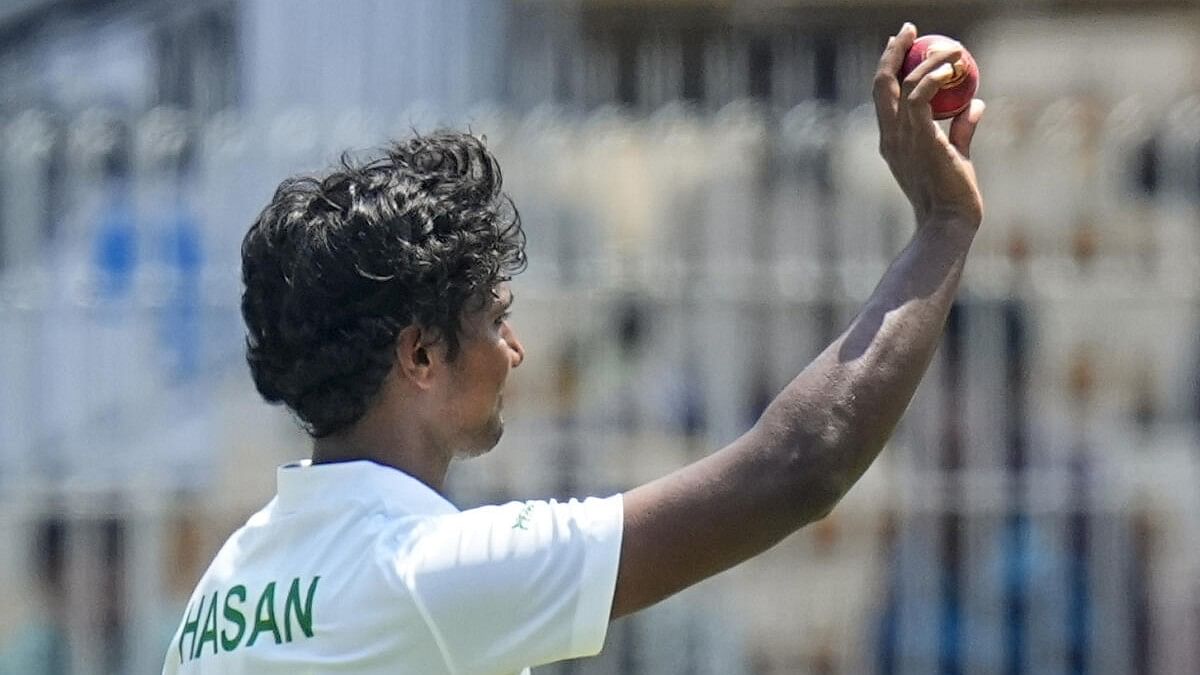 <div class="paragraphs"><p>Bangladesh's Hasan Mahmud acknowledges fans after taking a five-wicket haul on the second day of a test cricket match between India and Bangladesh.</p></div>