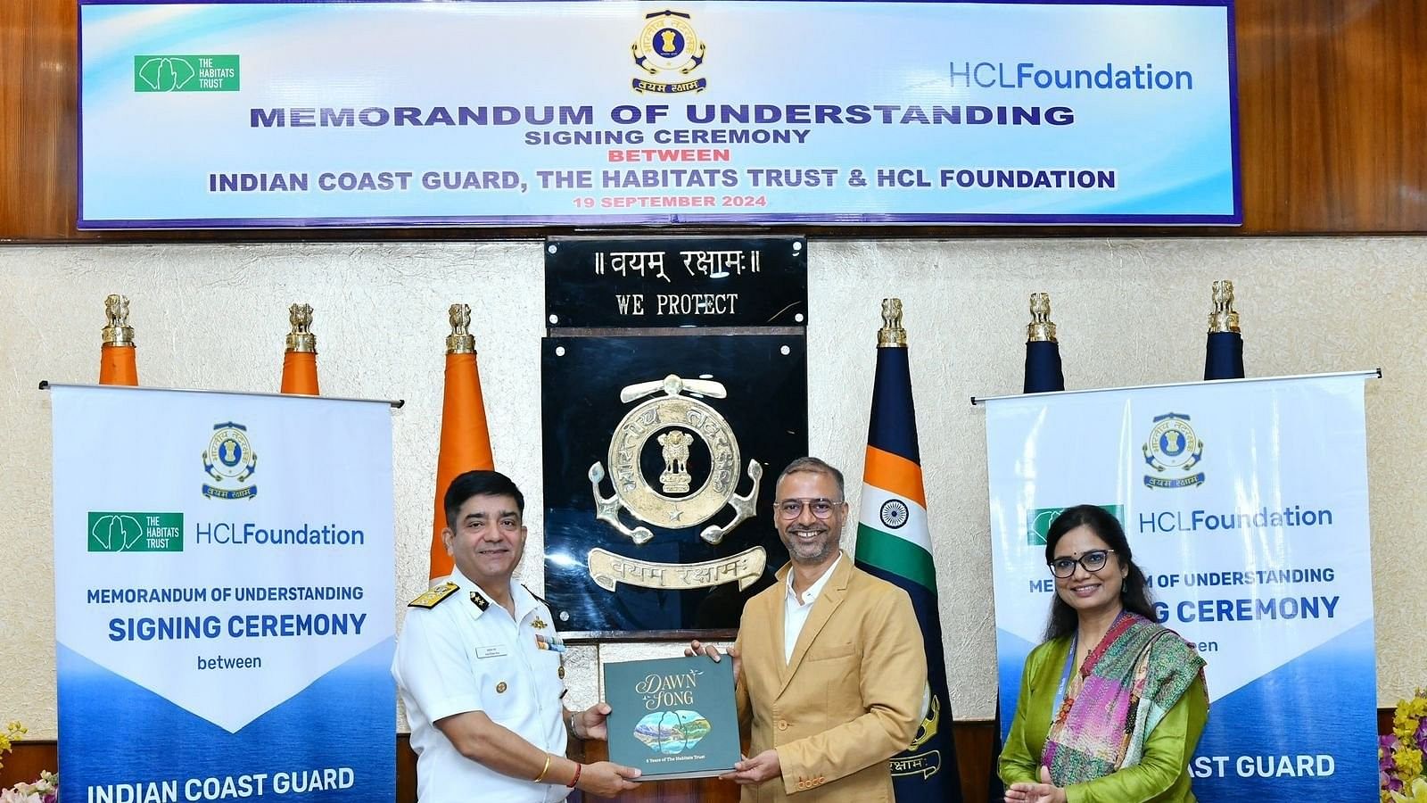 <div class="paragraphs"><p>The Habitats Trust (THT), in collaboration with the HCL Foundation, formalised a Memorandum of Understanding (MoU) with the Indian Coast Guard (ICG), marking the beginning of a strategic partnership aimed at addressing critical marine and coastal conservation challenges.</p></div>