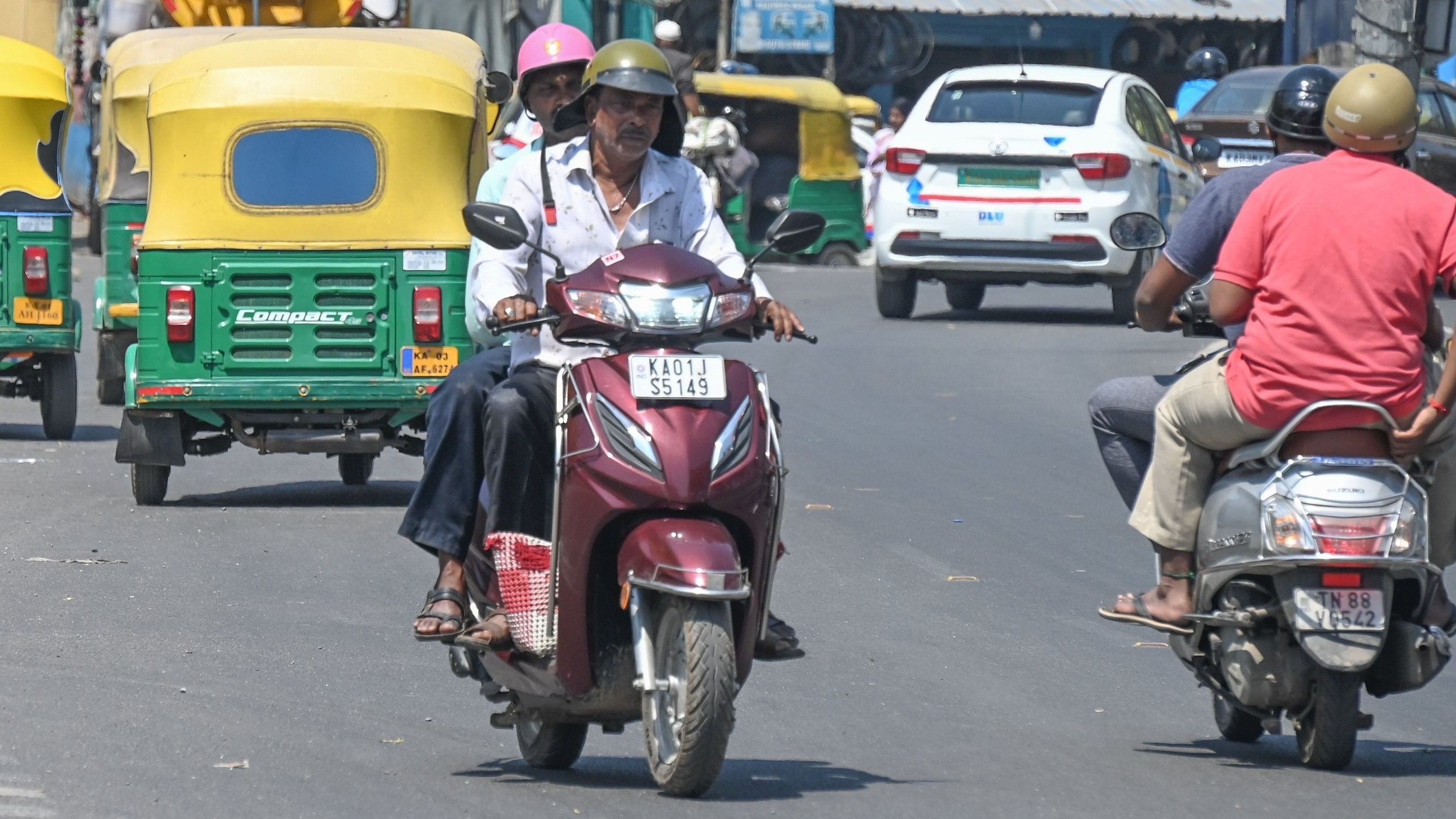 <div class="paragraphs"><p>The city has 354 roads designated as one-way. The police have registered 40,093 cases against vehicles going in the wrong direction on one-way roads. This image is from Koramangala.</p></div>