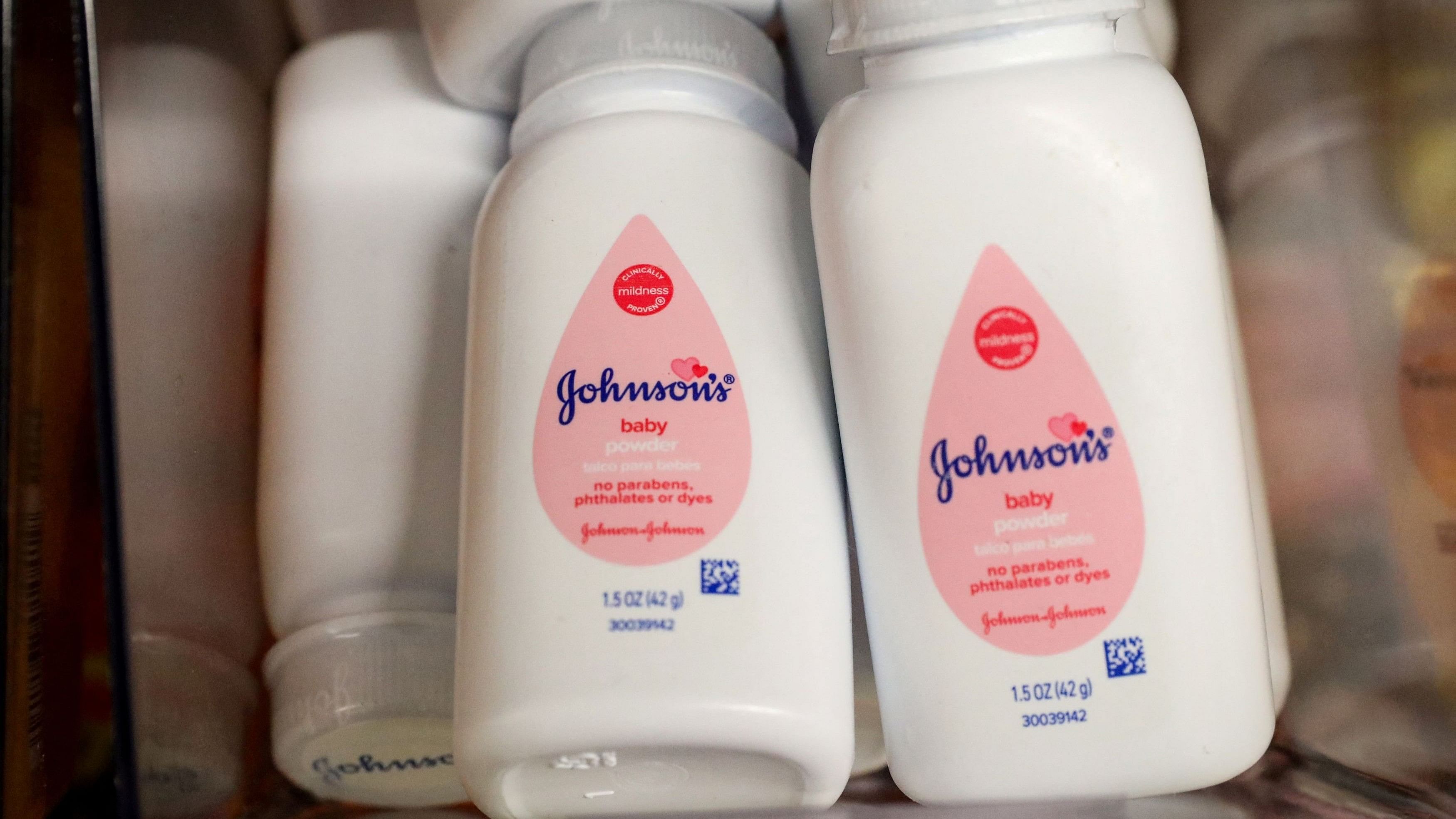 <div class="paragraphs"><p>Bottles of Johnson's baby powder are displayed in a store in New York City</p></div>