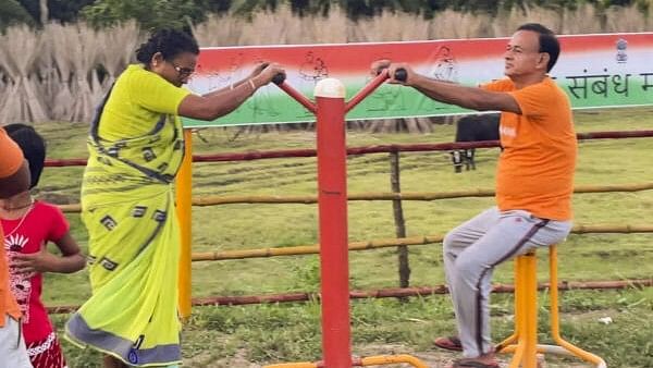 <div class="paragraphs"><p>Locals at an open air gym created by the BSF, along the India-Bangaldesh border in Nadia district of West Bengal as part of its engagement activities with the civilians.</p></div>