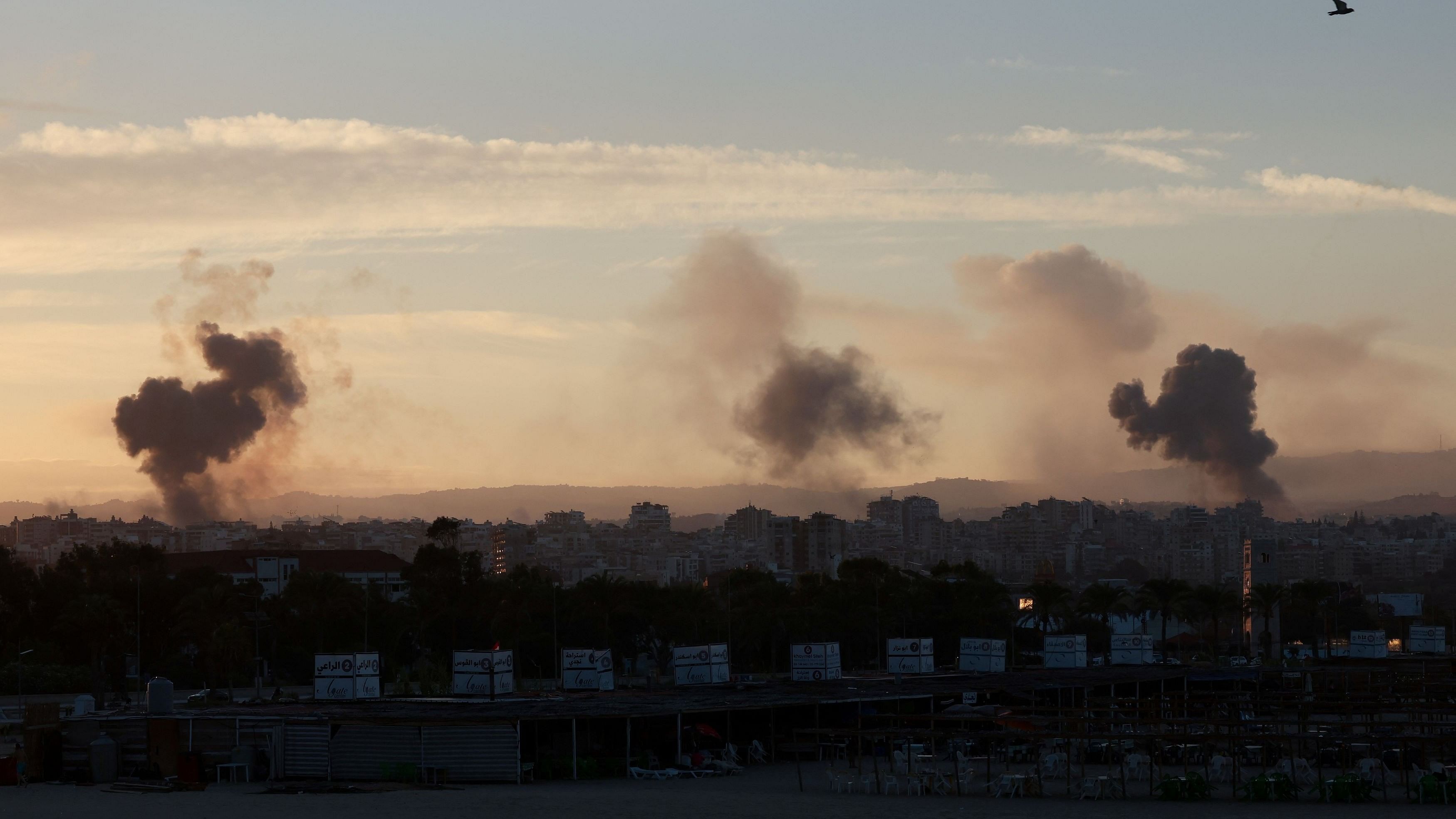 <div class="paragraphs"><p>Smoke billows over southern Lebanon</p></div>