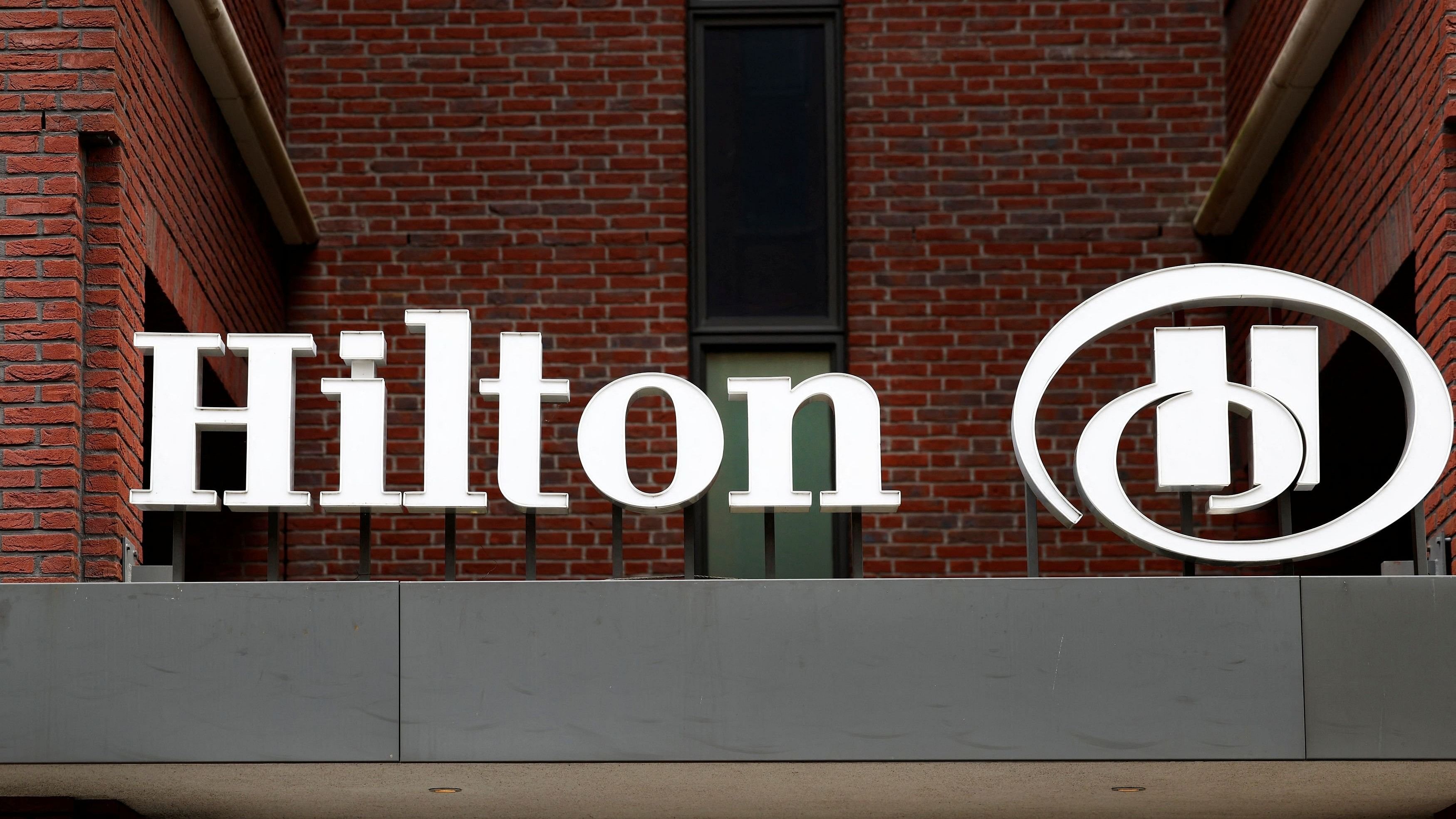 <div class="paragraphs"><p>Hilton logo </p></div>