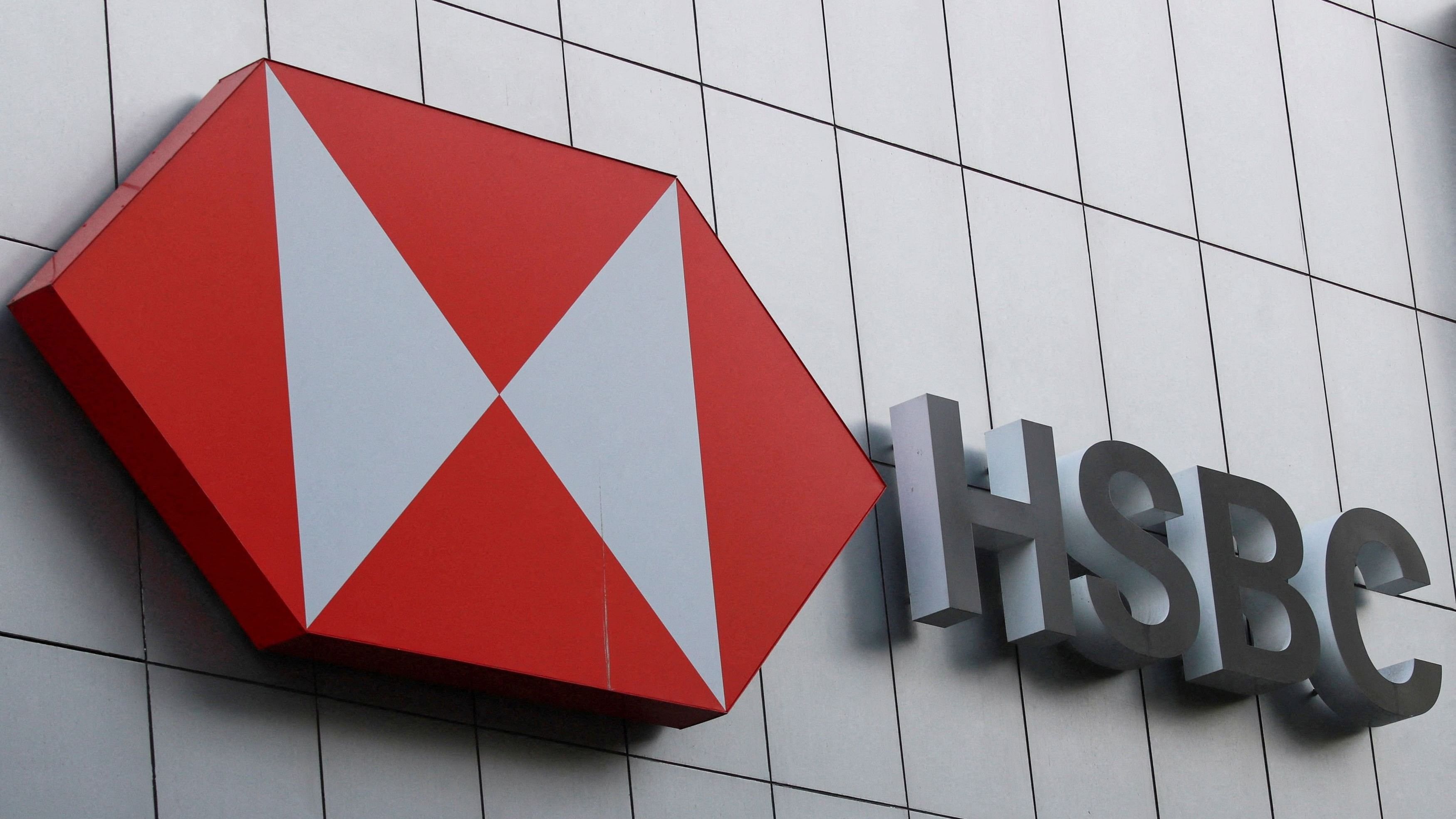 <div class="paragraphs"><p>HSBC logo.</p></div>