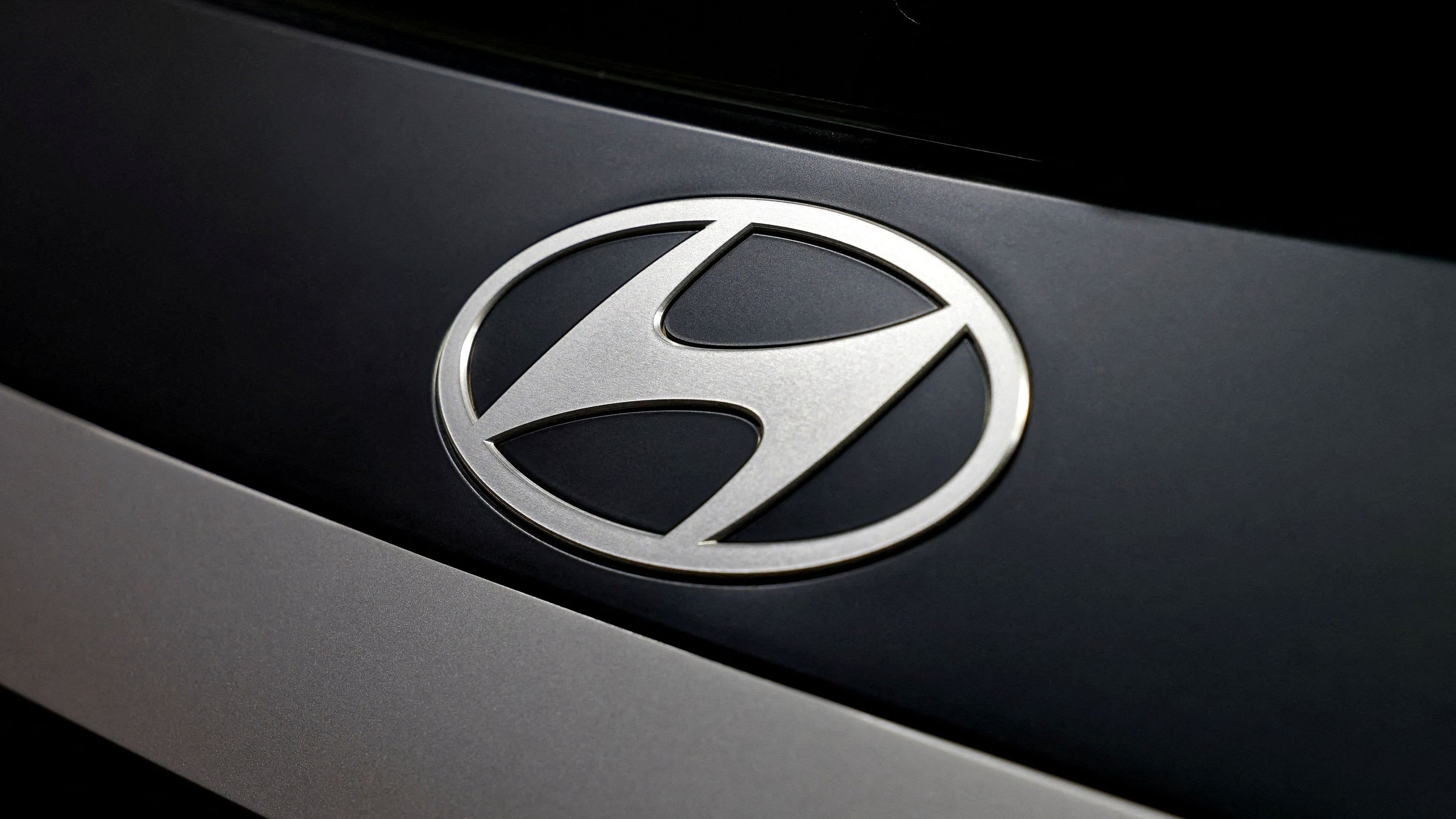 <div class="paragraphs"><p>Logo of Hyundai Motors.</p></div>