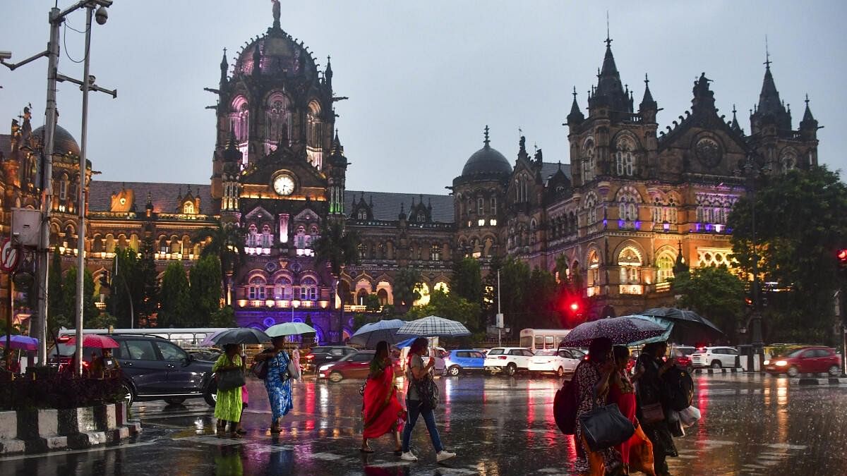 <div class="paragraphs"><p>Heavy rain has been reported from many parts of Mumbai.&nbsp;</p></div>