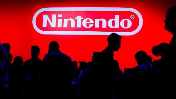 <div class="paragraphs"><p>A display for the gaming company Nintendo.</p></div>