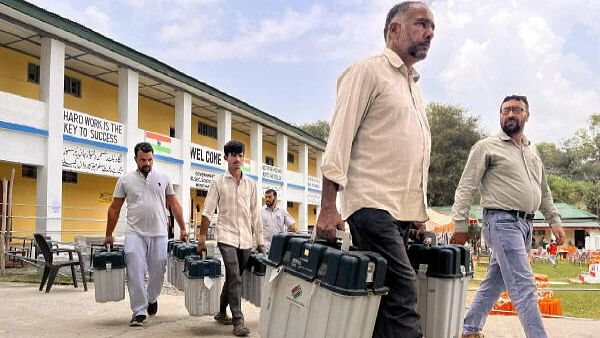 <div class="paragraphs"><p>Electronic Voting Machines (EVMs) and other election material being shifted to the counting centre from a strong room, a day after voting in the second phase of J&amp;K Assembly elections, at Mendhar, in Poonch district, Jammu &amp; Kashmir, Thursday, Sept. 26, 2024.</p></div>