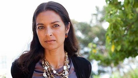 <div class="paragraphs"><p>Jhumpa Lahiri</p></div>