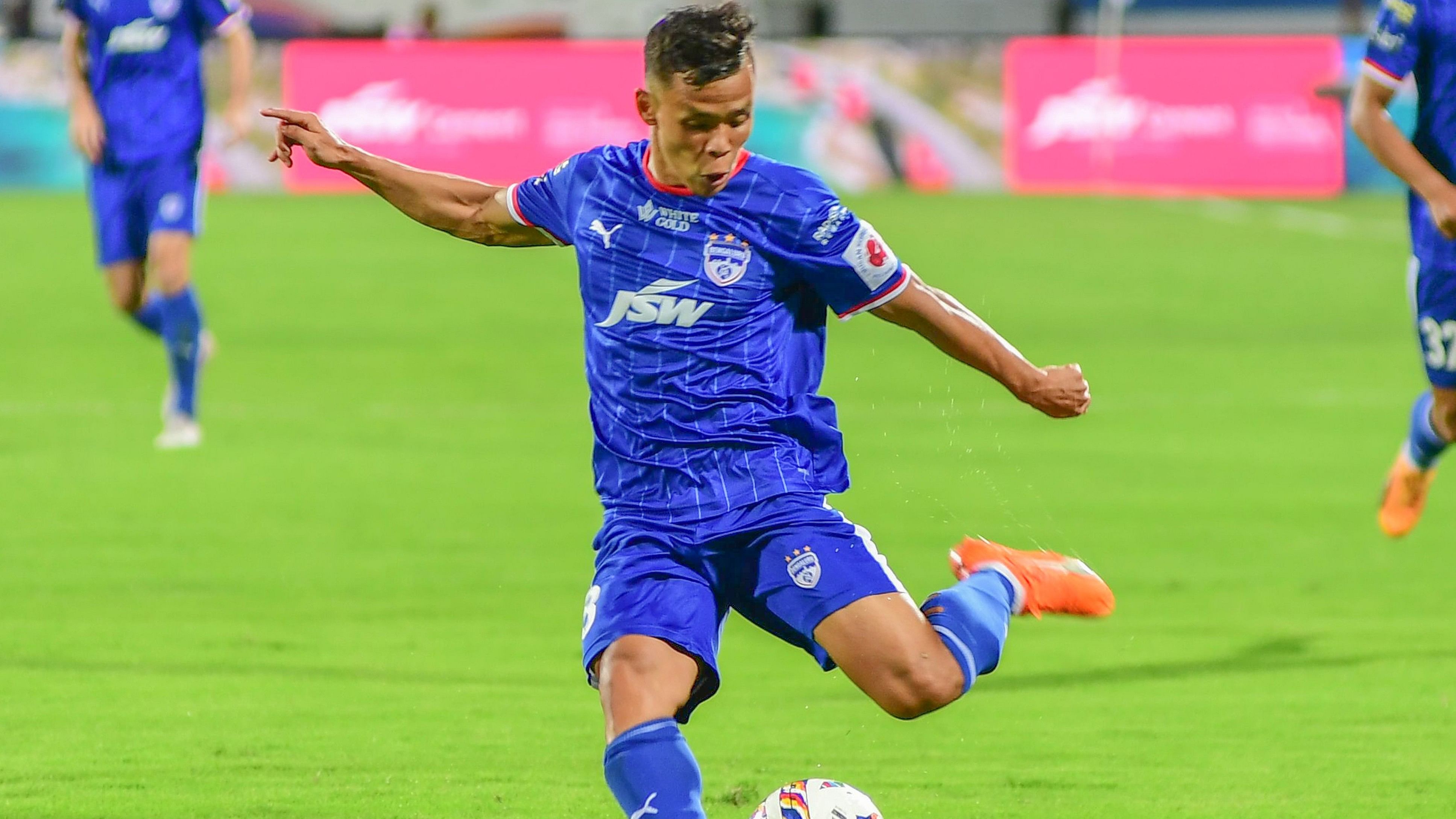 <div class="paragraphs"><p>Midfielder Suresh Singh Wangjam has started the ISL season impressively, but will face a stern test against Mohun Bagan Super Giant. </p></div>