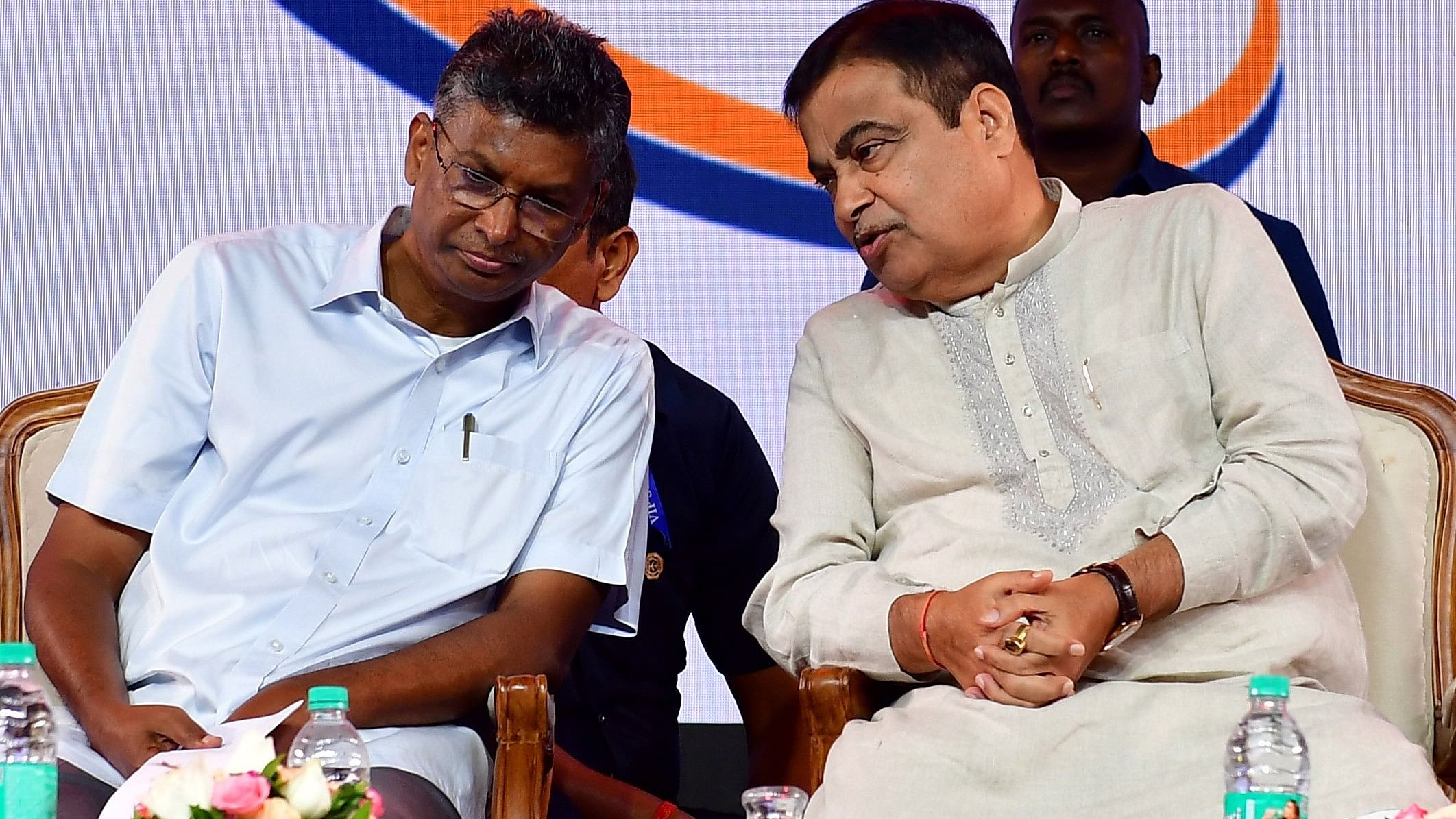 <div class="paragraphs"><p>Union Minister for Road Transport and Highways Nitin&nbsp;Gadkari and PWD Minister Satish Jarkiholi share a word at an international seminar on 'Advances in Bridge Management,' in Bengaluru on Thursday. DH PHOTO/KRISHNAKUMAR P S&nbsp;</p></div>