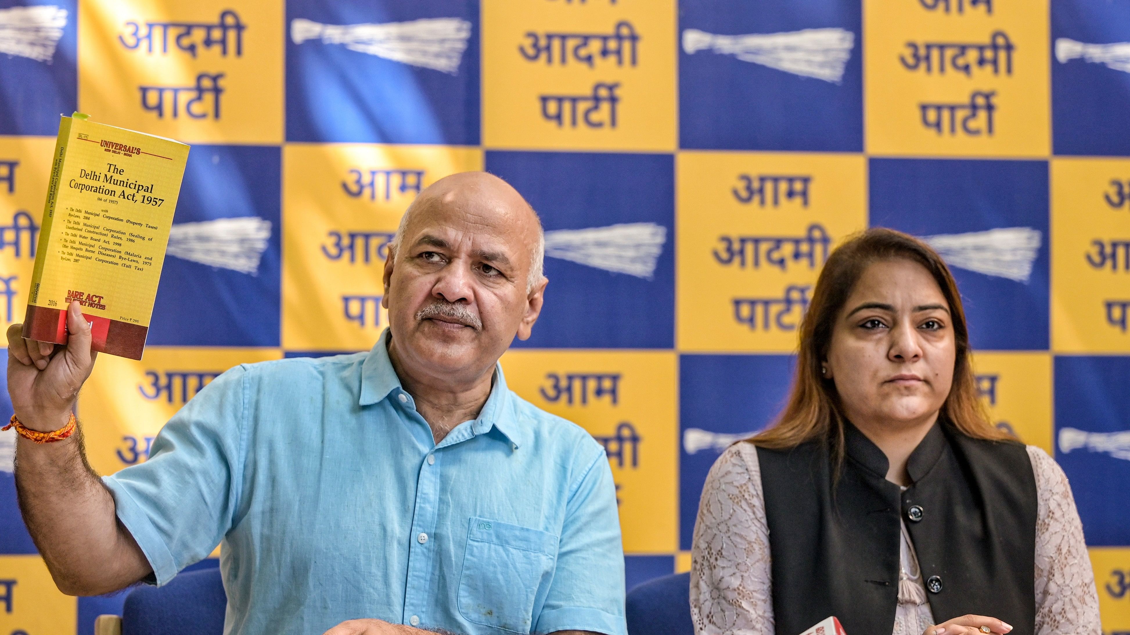 <div class="paragraphs"><p>New Delhi: AAP leader and former Delhi Deputy CM Manish Sisodia and Mayor Shelly Oberoi addresse a press conference, in New Delhi</p></div>