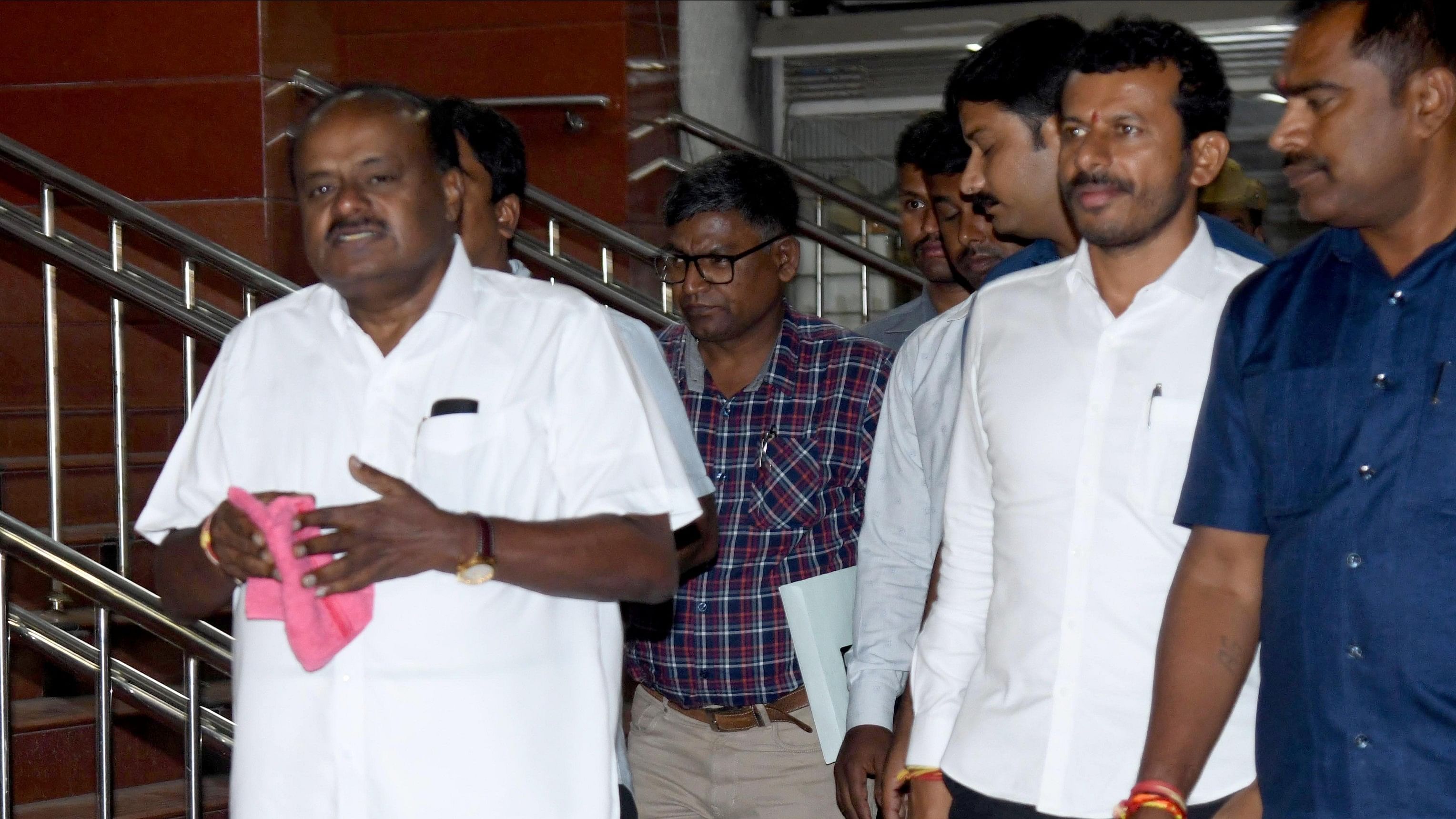 Union Minister H D Kumaraswamy arrives at Lokayukta office in Bengaluru on Friday. 