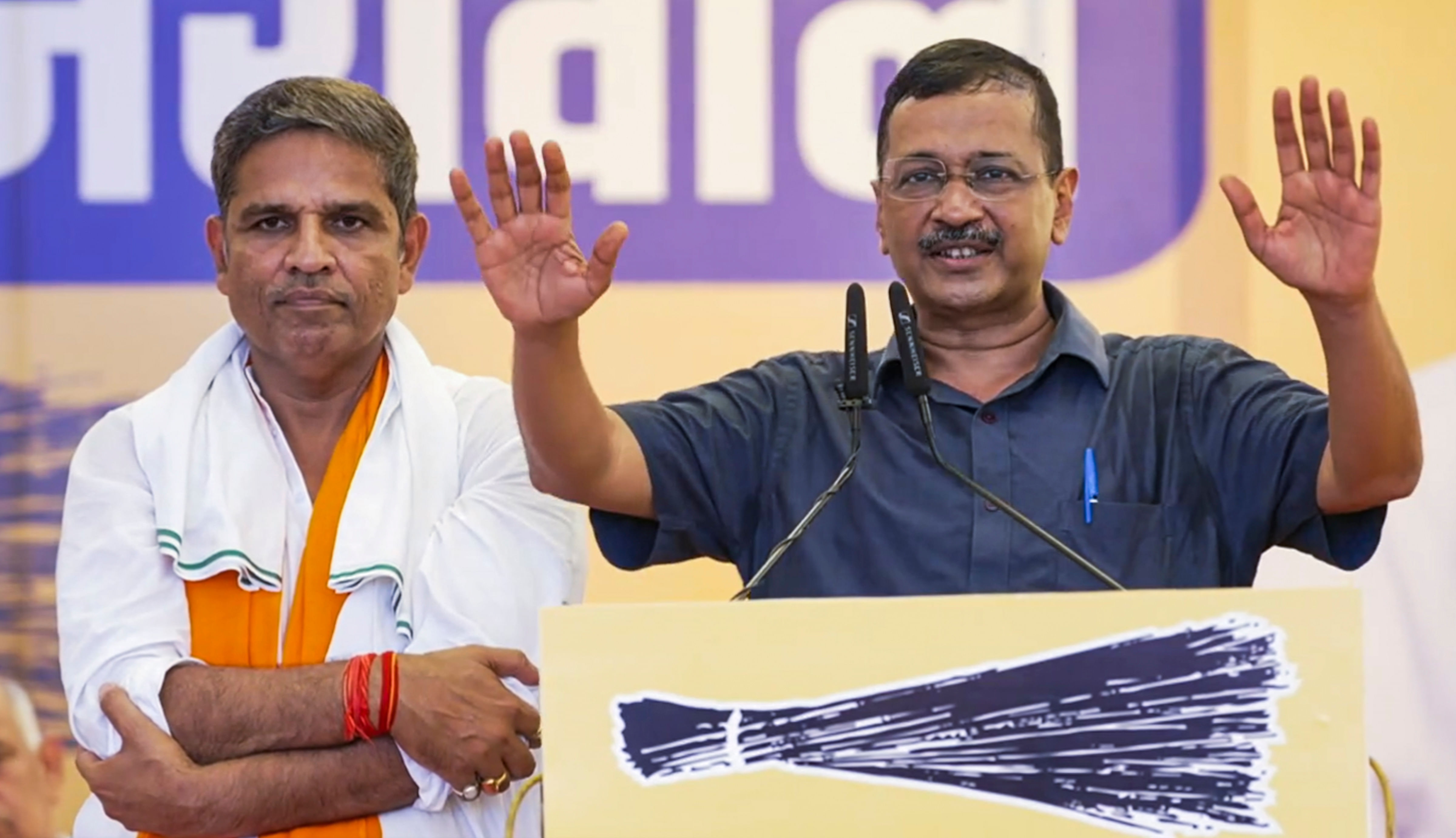 <div class="paragraphs"><p> AAP National Convenor Arvind Kejriwal addresses a public meeting ahead of Haryana Assembly polls, in Rewari. </p></div>