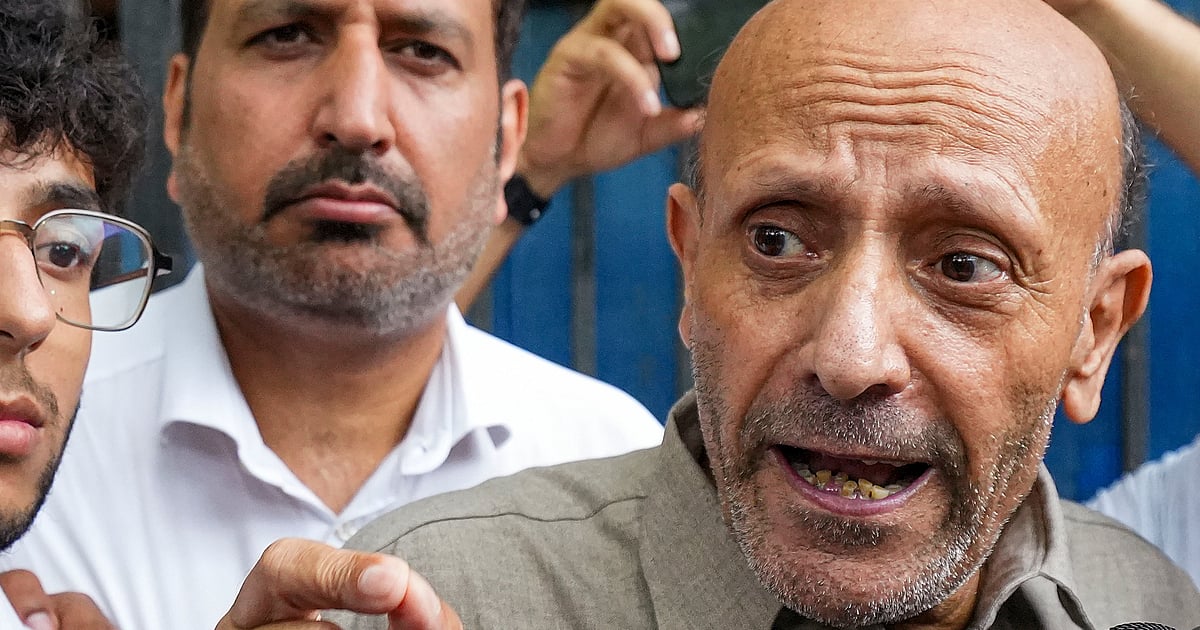 Engineer Rashid's car attacked at campaign in J&K