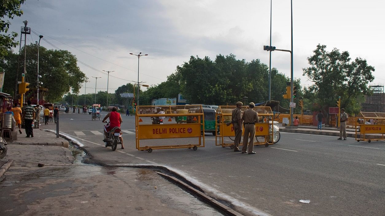 <div class="paragraphs"><p>Image showing a Delhi Police barricade. For representational purposes.</p></div>