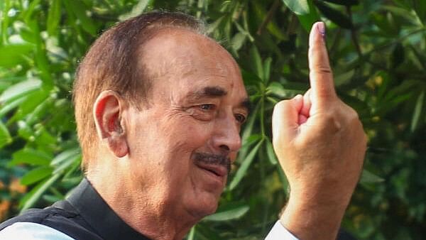 <div class="paragraphs"><p>Democratic Progressive Azad Party chief Ghulam Nabi Azad shows his finger marked with indelible ink after casting his vote during the third and final phase of Jammu &amp; Kashmir Assembly elections, at Gandhi Nagar in Jammu.&nbsp;</p></div>