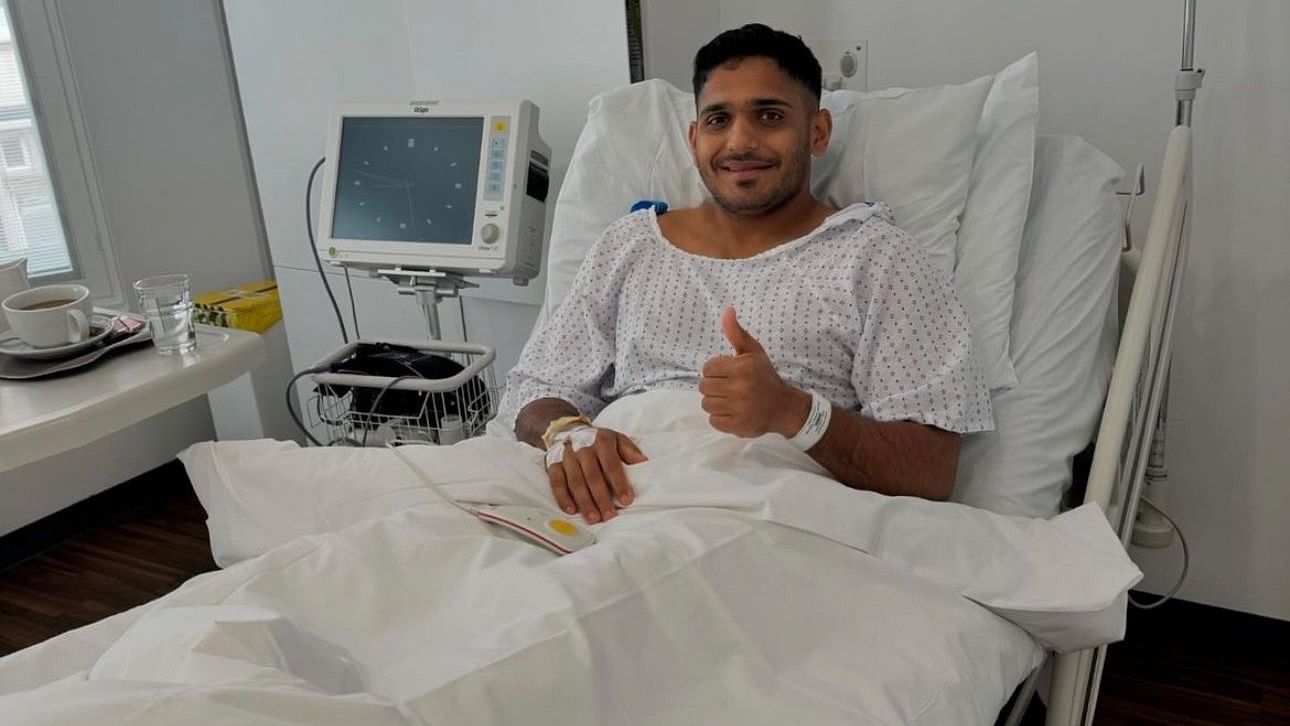 <div class="paragraphs"><p>India and Mumbai pacer Tushar Deshpande underwent an ankle surgery in London.&nbsp;</p></div>