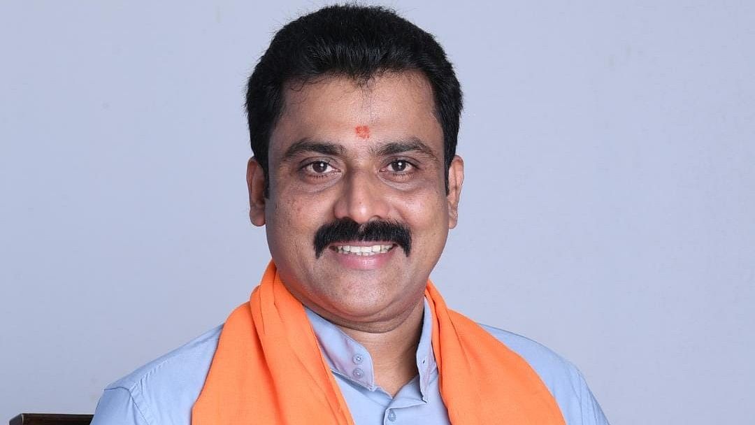 <div class="paragraphs"><p>BJP's Kishore Kumar Puttur</p></div>