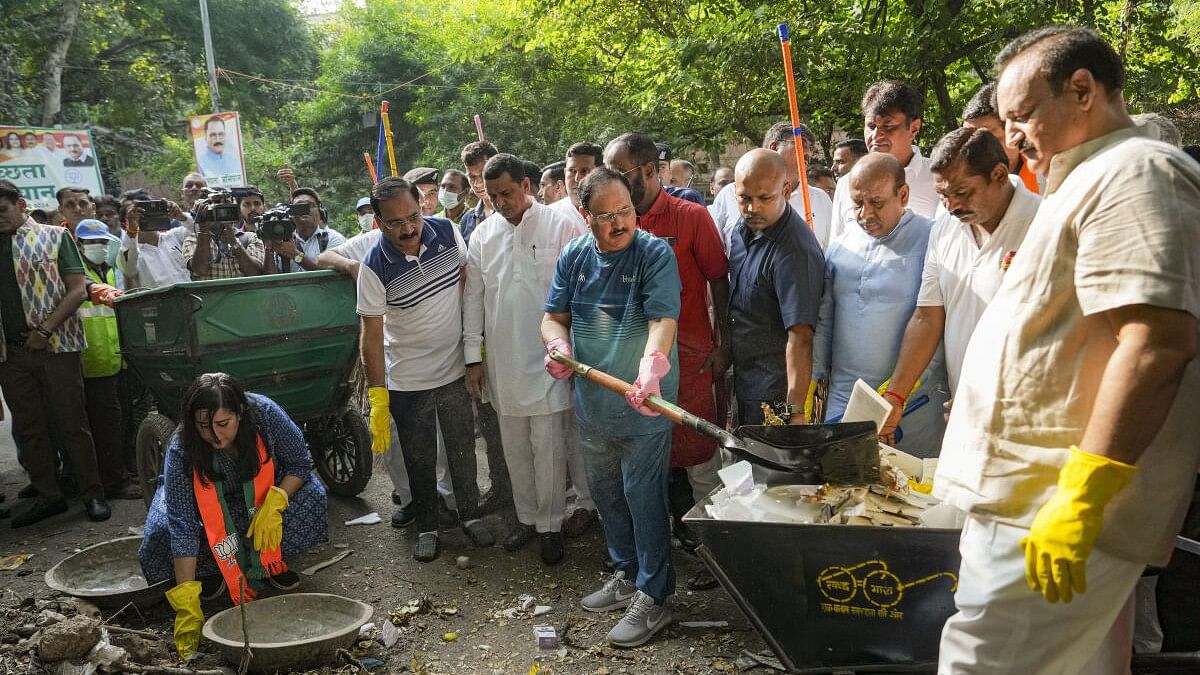 <div class="paragraphs"><p>Union Minister and BJP National President J.P. Nadda, Delhi BJP President Virendra Sachdeva and BJP MP Bansuri Swaraj participate in a cleanliness drive on the ocassion of Gandhi Jayanti, in New Delhi, Wednesday, Oct. 2, 2024.</p></div>