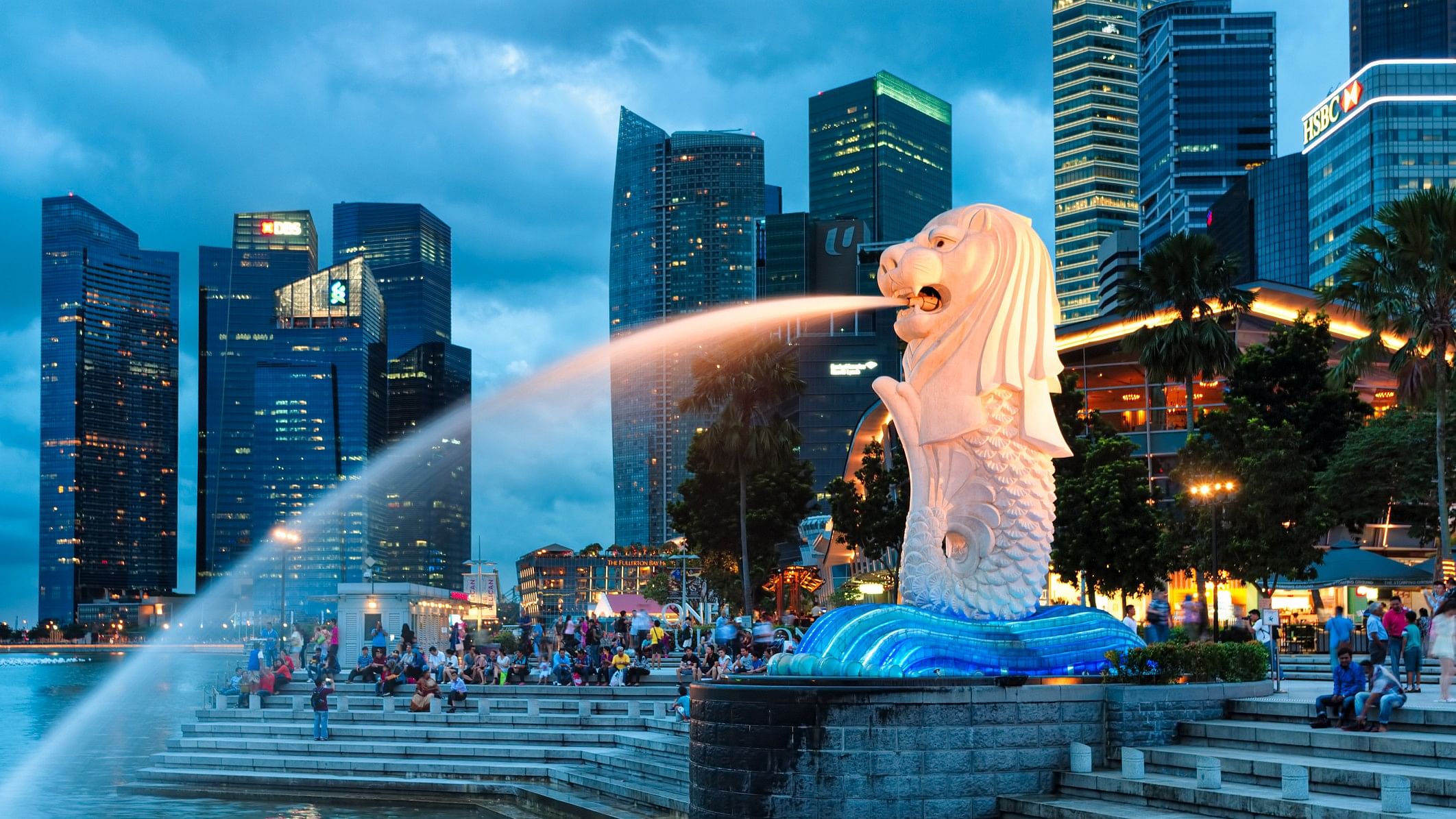 <div class="paragraphs"><p>The Merlion fountain, one of the most recognisable symbols of Singapore.</p></div>