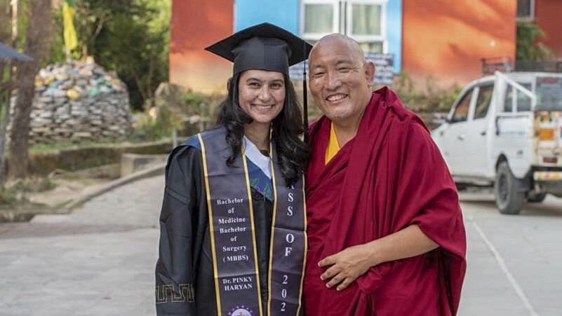 <div class="paragraphs"><p>Dr. Pinki Haryan (L) with Therchin Gyaltsen (Jamyang), Director of Tong-Len Charitable Trust.</p></div>