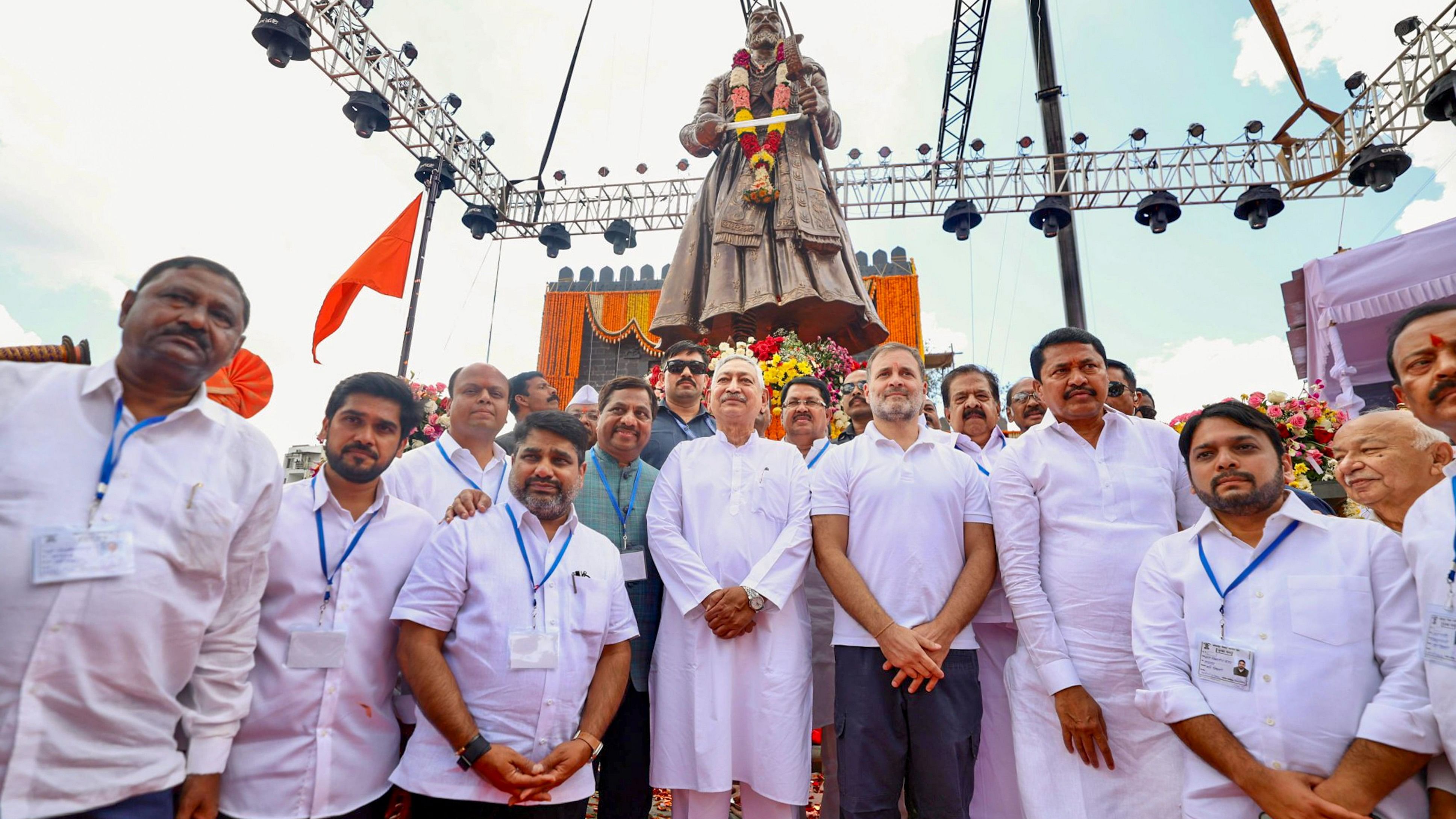 <div class="paragraphs"><p>Congress leader and LoP in Lok Sabha Rahul Gandhi poses for group photos after unveiling the statue of Chhatrapati Shivaji Maharaj, at Bhagwa Chowk, in Kolhapur, Maharashtra.</p></div>