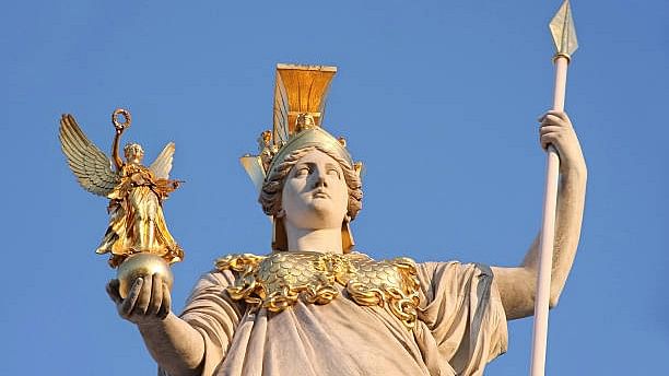 <div class="paragraphs"><p>Pallas Athena in front of the Vienna Parliament Pallas Athena in front of the Vienna Parliament.</p></div>