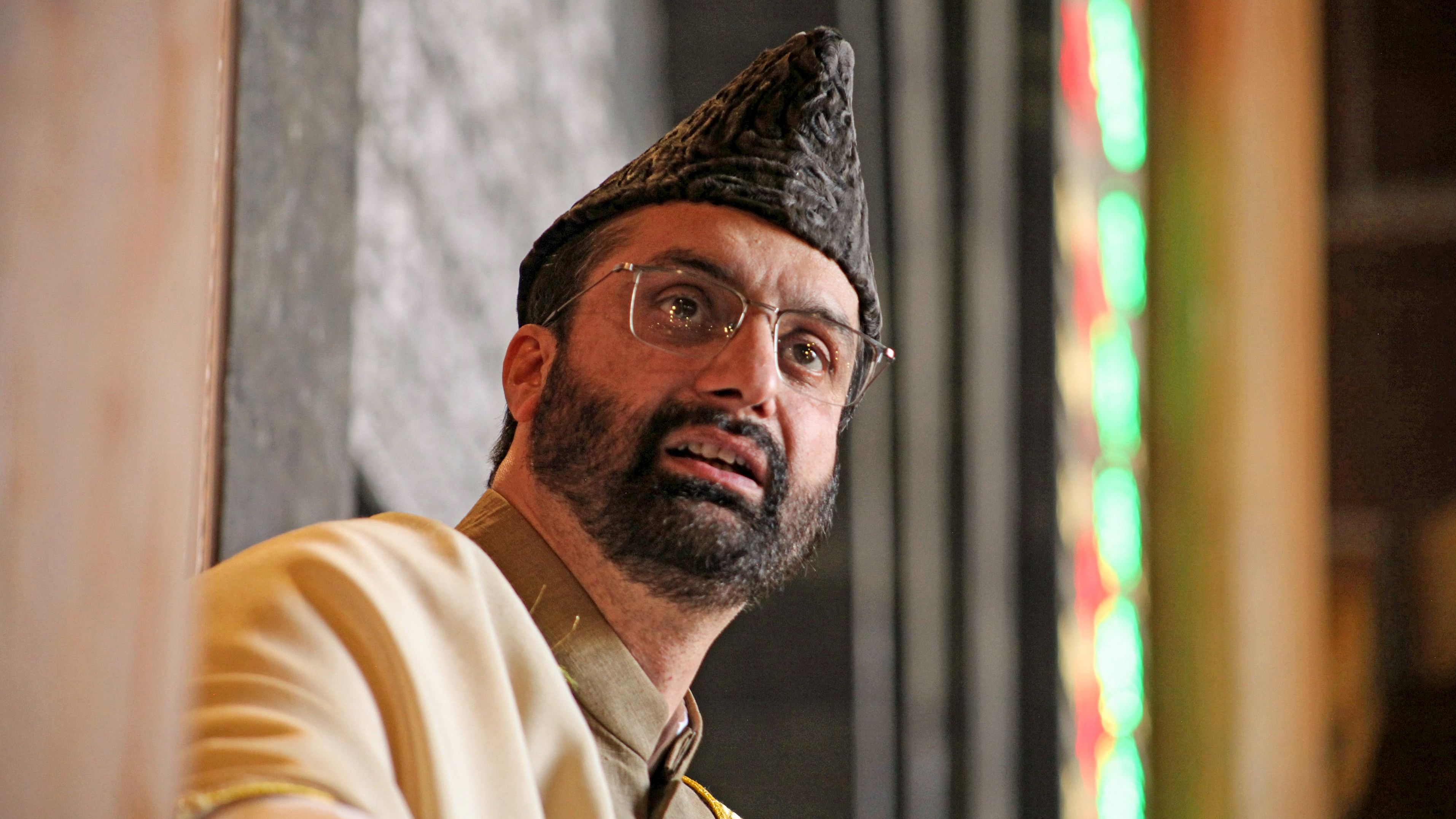 <div class="paragraphs"><p>Hurriyat Conference chairman Mirwaiz Umar Farooq</p></div>