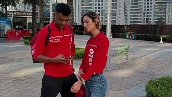 <div class="paragraphs"><p>Zomato CEO seen with his partner Grecia Munoz as the duo delivered orders in Gurugram.</p></div>