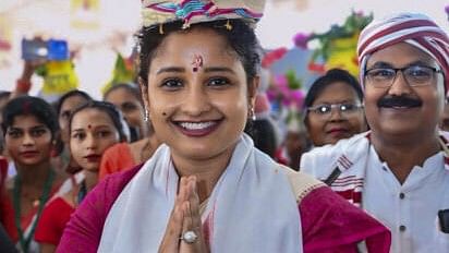 <div class="paragraphs"><p>Jharkhand Mukti Morcha (JMM) leader Kalpana Soren during 'Maiya Samman Yatra', in Chanho block of Ranchi, Sunday, Oct. 6, 2024.</p></div>