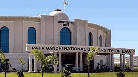 <div class="paragraphs"><p>Rajiv Gandhi National University of Law (RGNUL)</p></div>