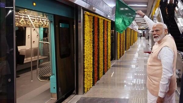 <div class="paragraphs"><p>Prime Minister Narendra Modi on Saturday inaugurated the 12.69 km long phase-1 of the BKC to Aarey stretch of Mumbai Metro Line 3.</p></div>