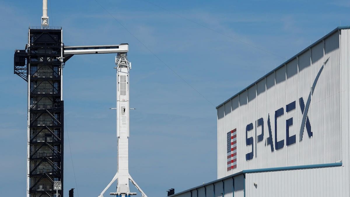 <div class="paragraphs"><p>A SpaceX Falcon 9   in Cape Canaveral, Florida</p></div>